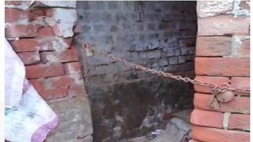 father imprisoned daughter in the house Life in shackles for 35 years