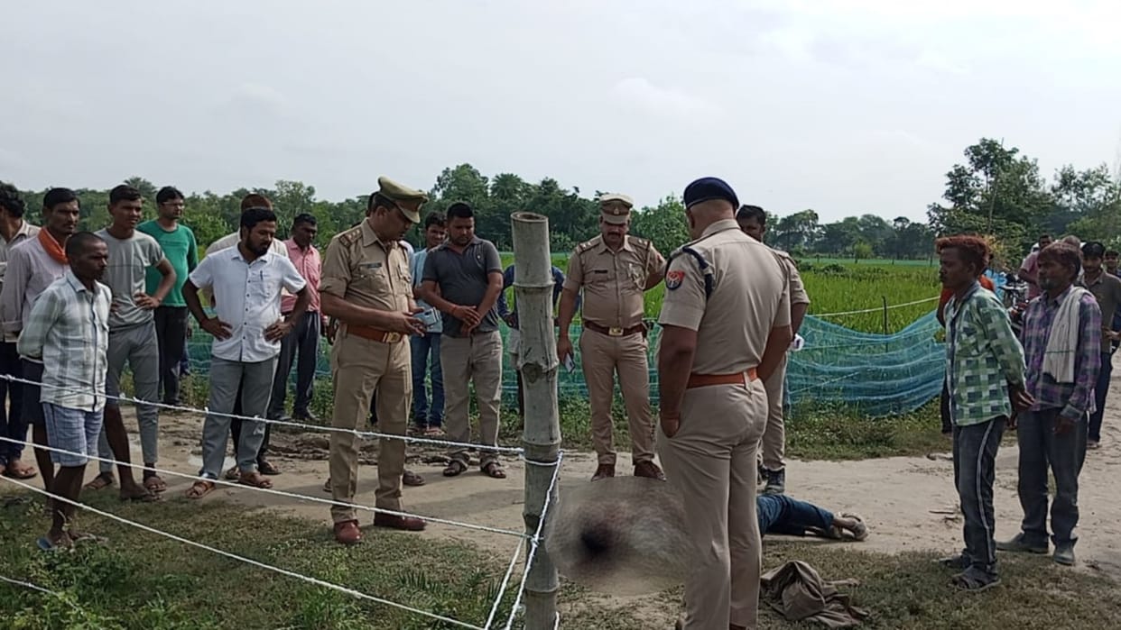 One died in a clash in Ayodhya in Inayatnagar Thana Kshetra.