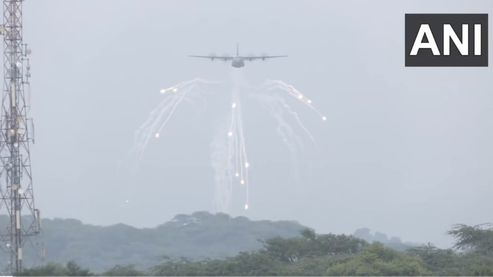 Indian Air Force Day 2022 Live Updates IAF Air Show on 90th Anniversary In Chandigarh News in Hindi