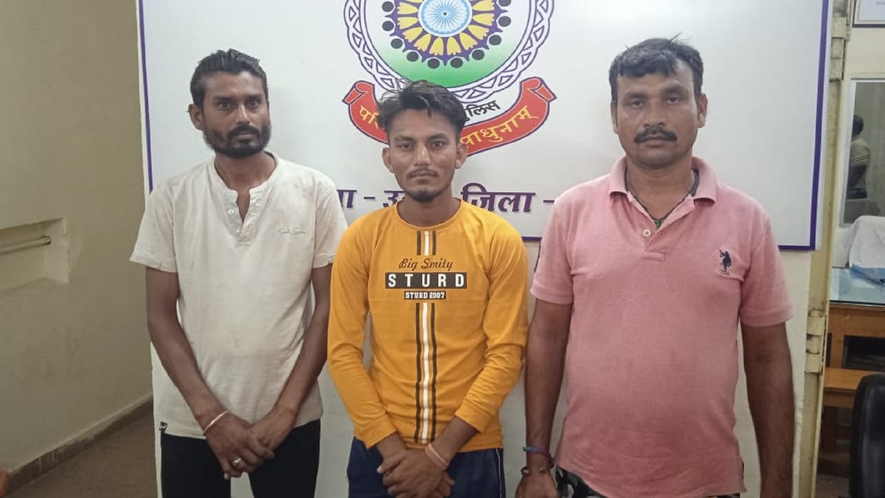 three arrested for assaulting mentally handicapped on suspicion of child theft in chhattisgarh durg