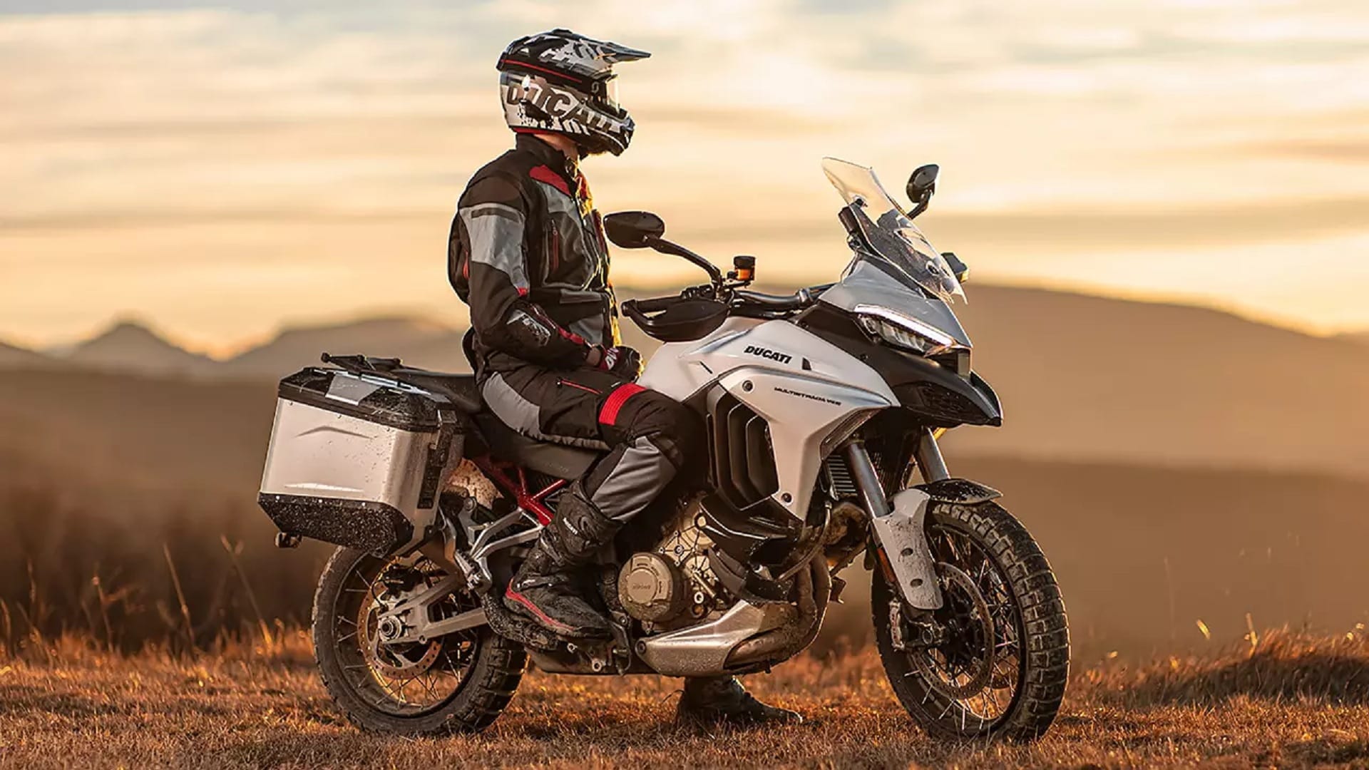 Ducati Multistrada V4S in White Colour Iceberg Launched in India Know Price Features Specs News in Hindi