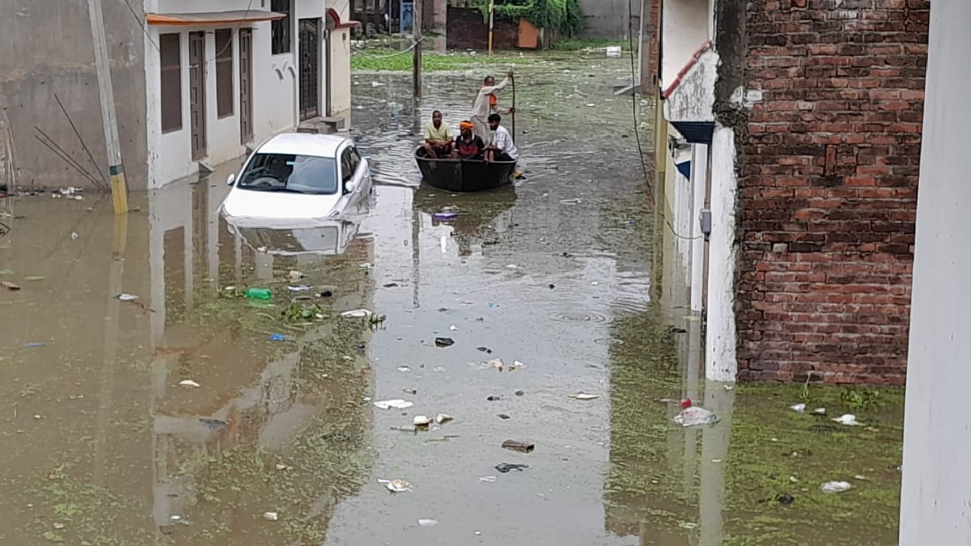 UP Flood News Today: Flood In Balrampur And Shravasti District of Uttar Pradesh, Photos and Video