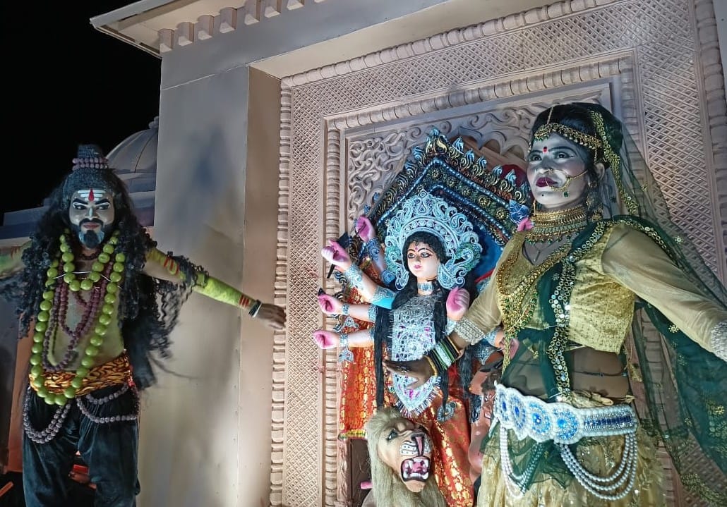 All four brothers met, there was happiness in Ayodhya