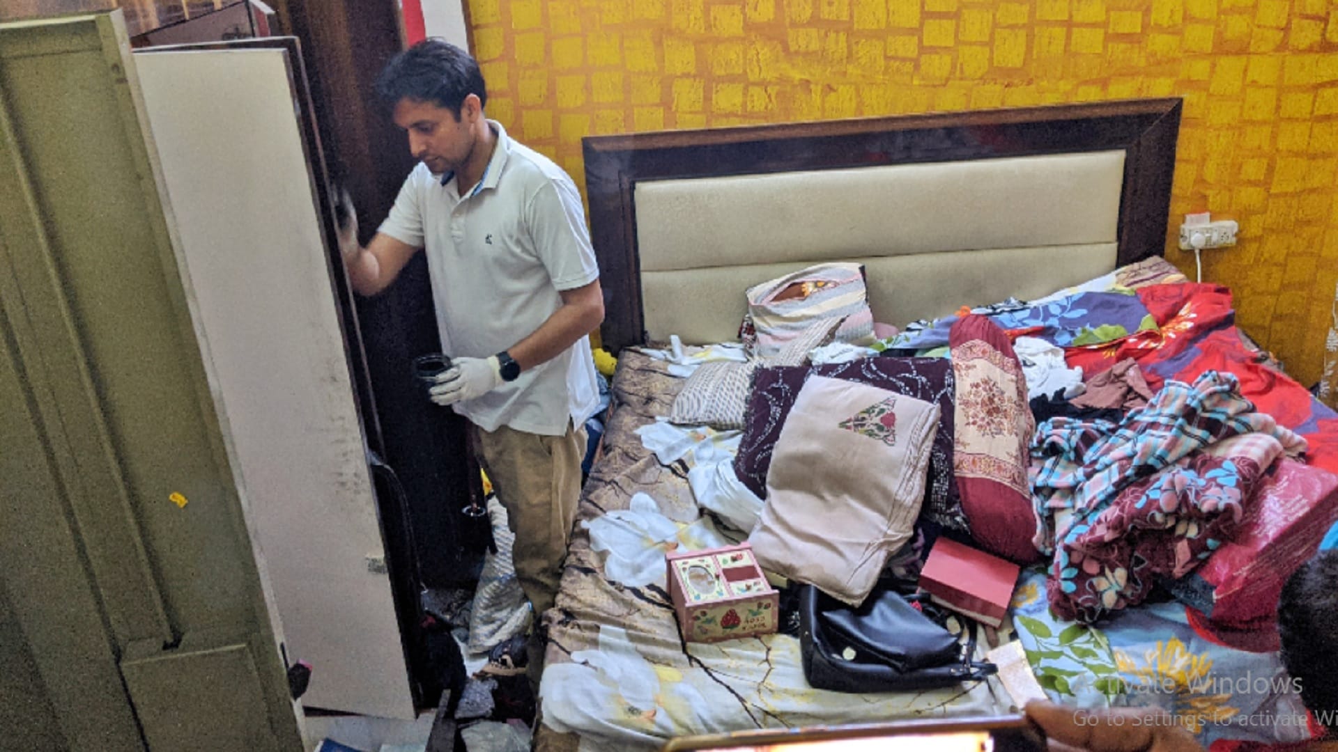 Ghaziabad Robbery Case The miscreants told the reason of the crime to the hostage family during the robbery