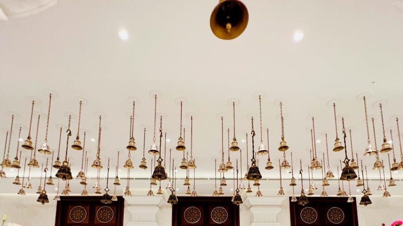 Hindu Temple In UAE: Dubai's grand Hindu temple built for 13 crores, see the beauty inside