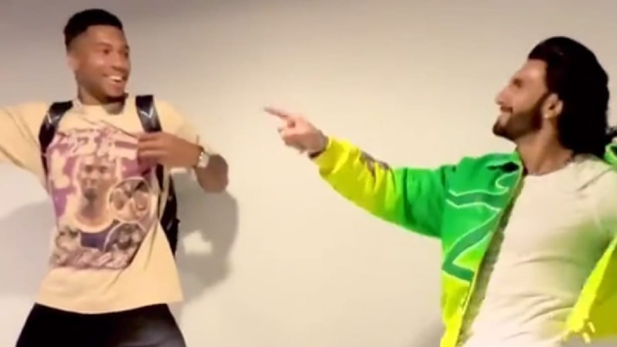 Video Ranveer Singh dance with NBA Star Giannis Antetokounmpo on Tattad Tattad Deepika Padukone film RamLeela
