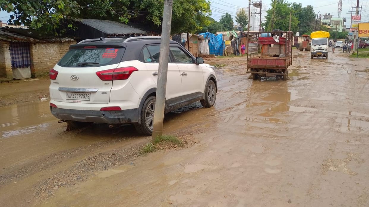 Gorakhpur Mandal got 21.98 crores for potholes of roads