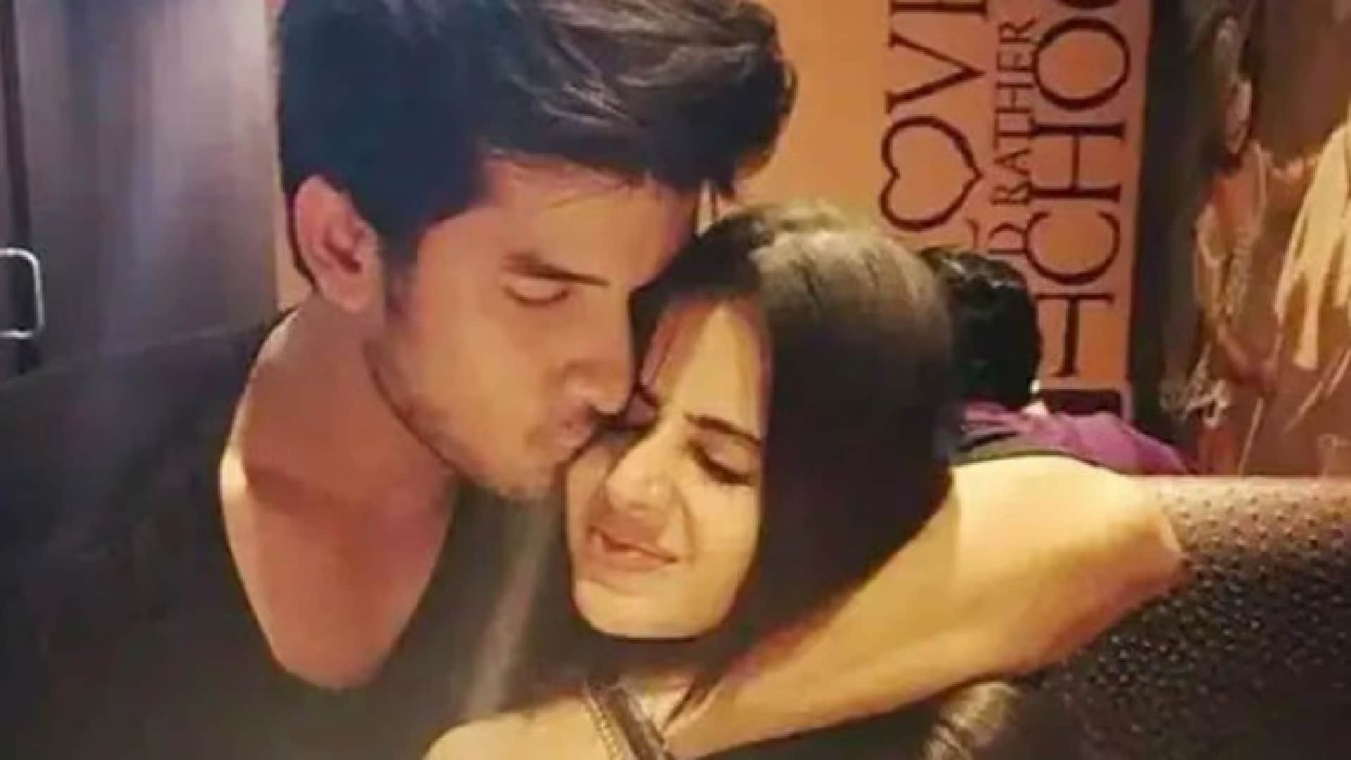 Paras Kalnawat talks about relationship with Urfi Javed, said he still message ex-girlfriend to take advice