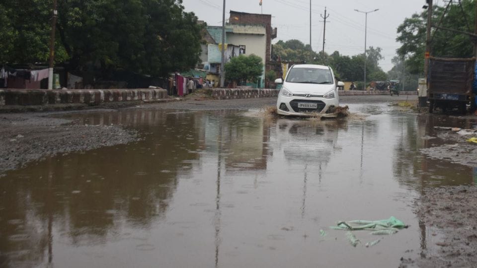 weather update Rain forecast for three days in Agra