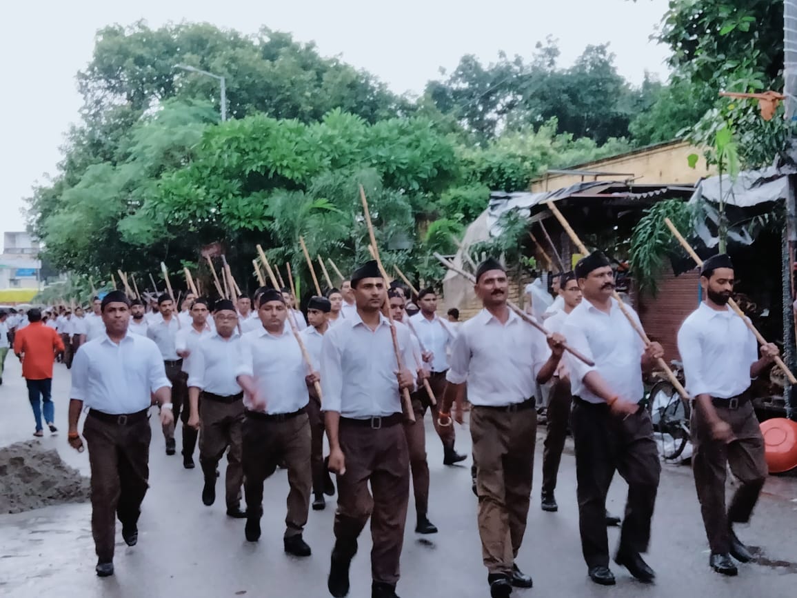 Rashtriya Swayamsevak Sangh took out a path movement