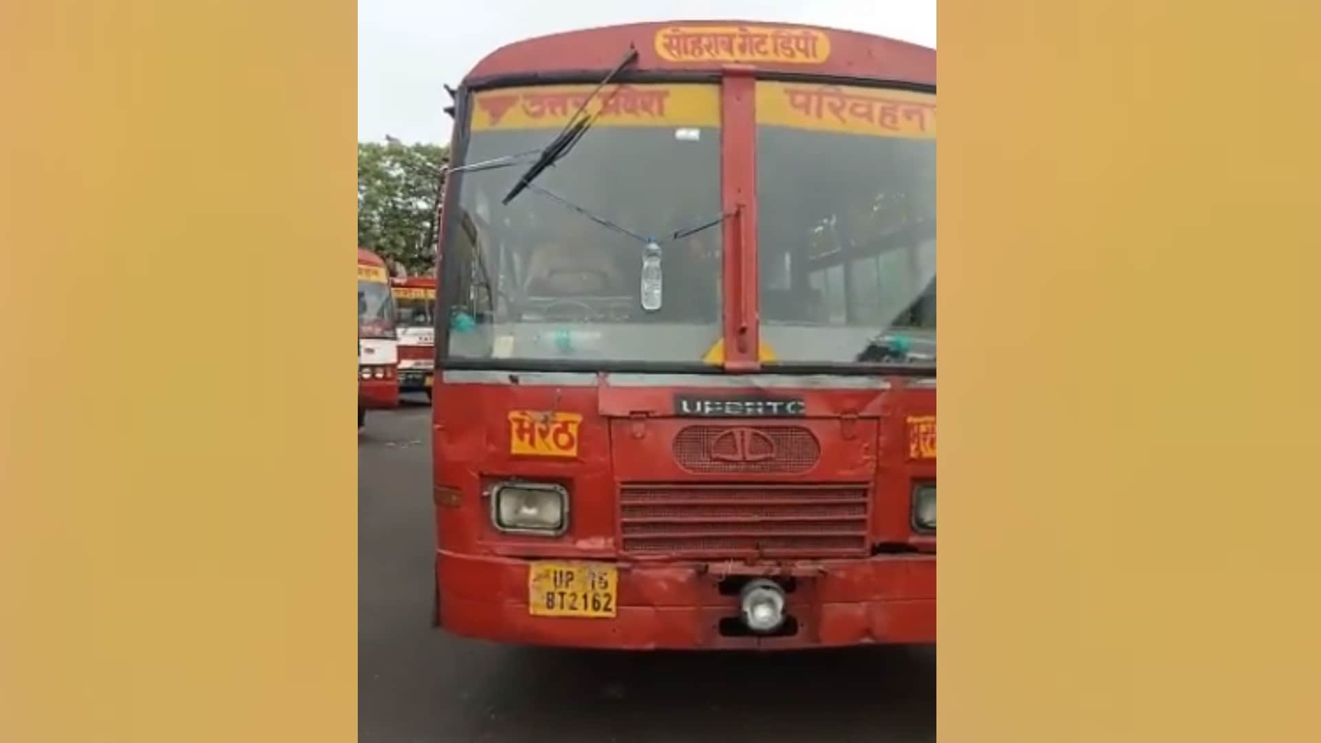 Roadways bus driver used a rope and bottle to run the viper.
