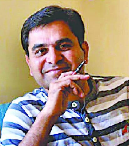 Hindi second year students will read 'Dard Na Jaane Koy' in Avadh University