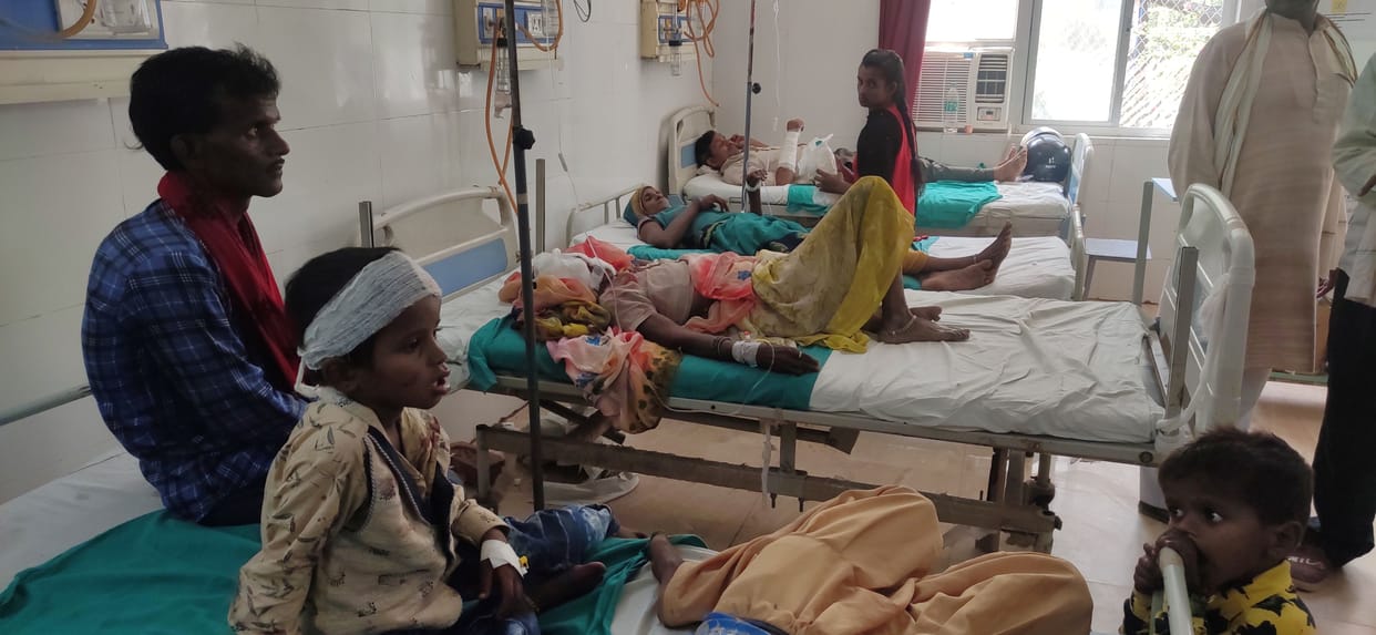 Chitrakoot: Six injured after tempo overturned on highway