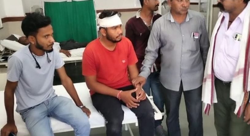 Due to electoral rivalry in Pandhurna fight between two parties during Durga immersion