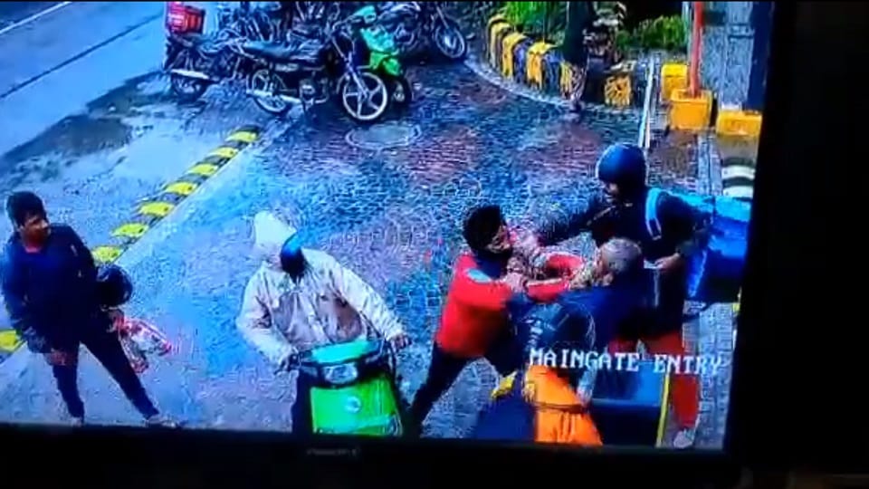 Security guard assaulted again at Gardenia Glory Society gate of Noida Sector 45