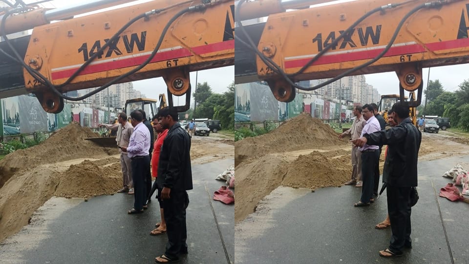 Filling of the sunken road started near the excavated basement in Greater Noida