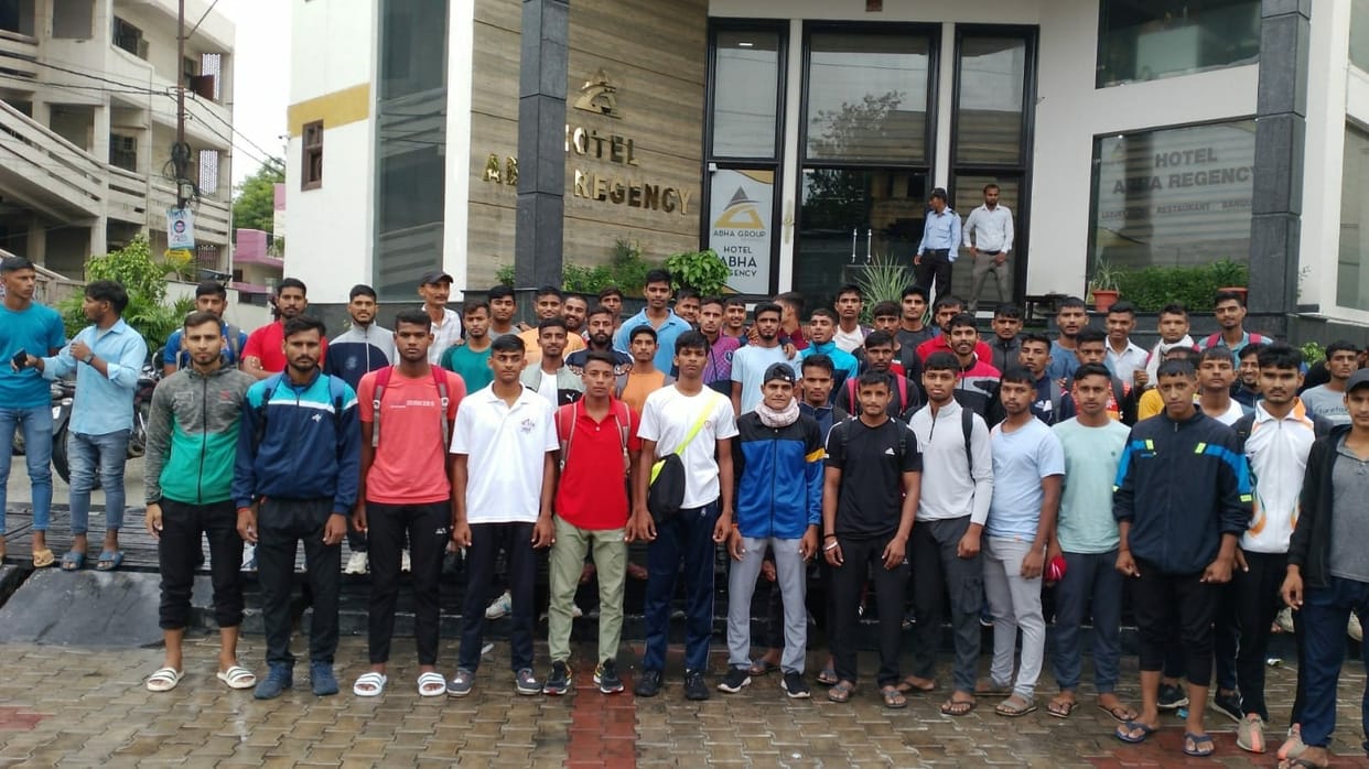 Bid on 80 Kabaddi players for eight teams