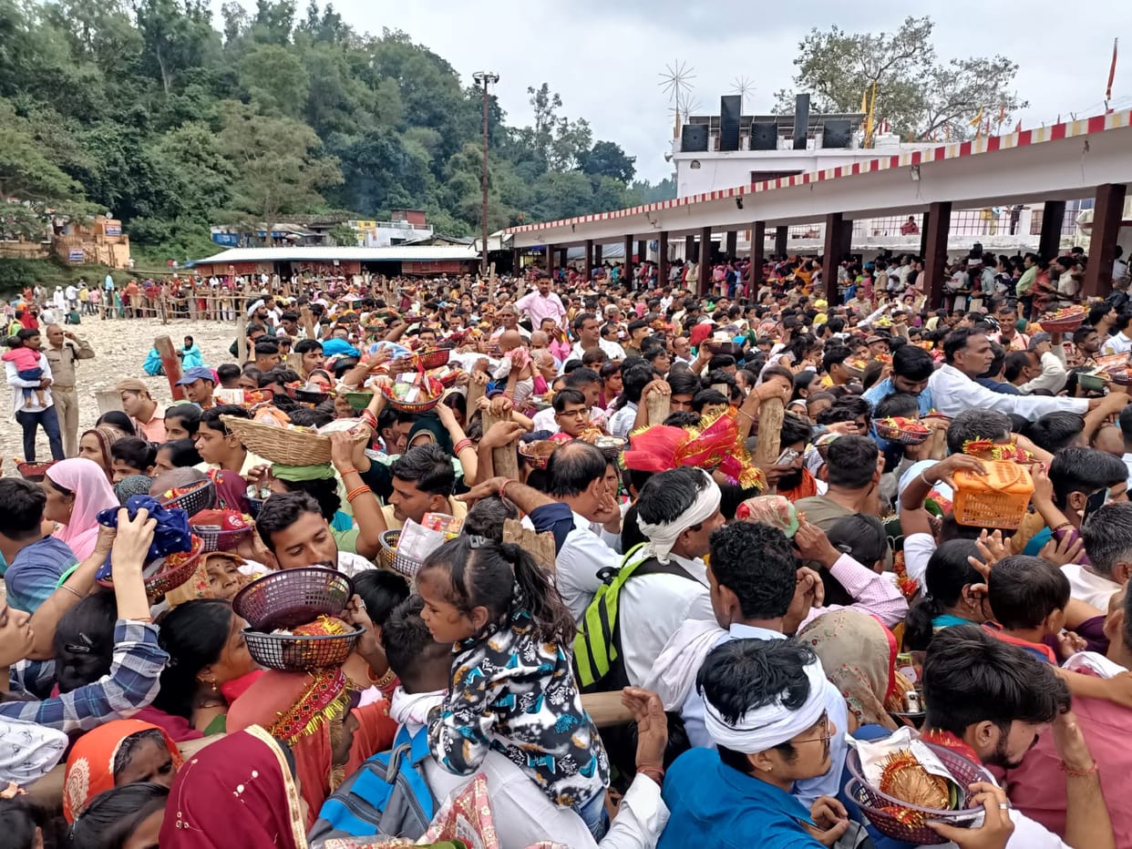 Devotees gathered in shakumbhri devi temple in Saharanpur
