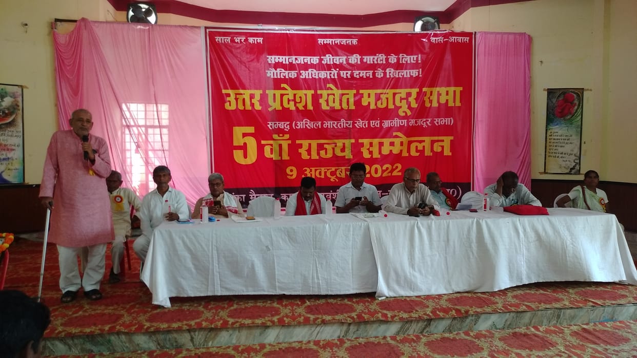 Need work throughout the year and six hundred daily wages: Dhirendra Jha