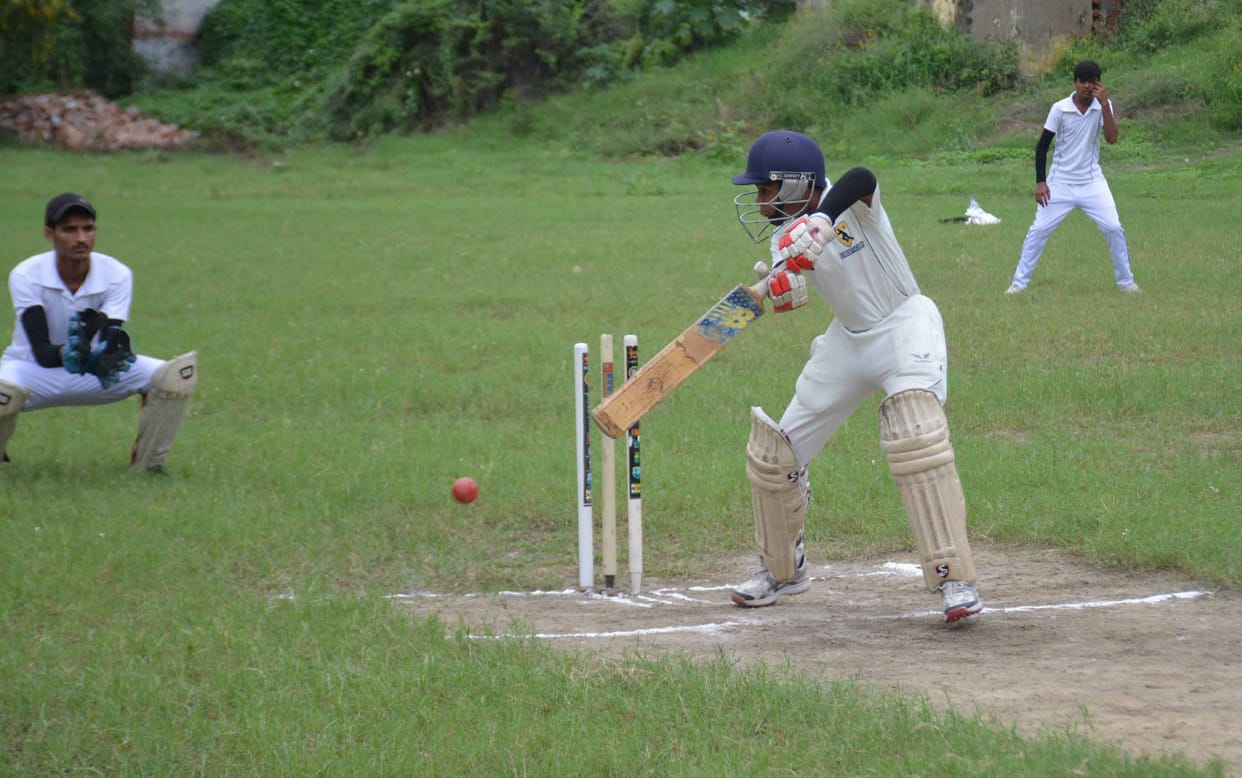 Oon became winner in cricket competition