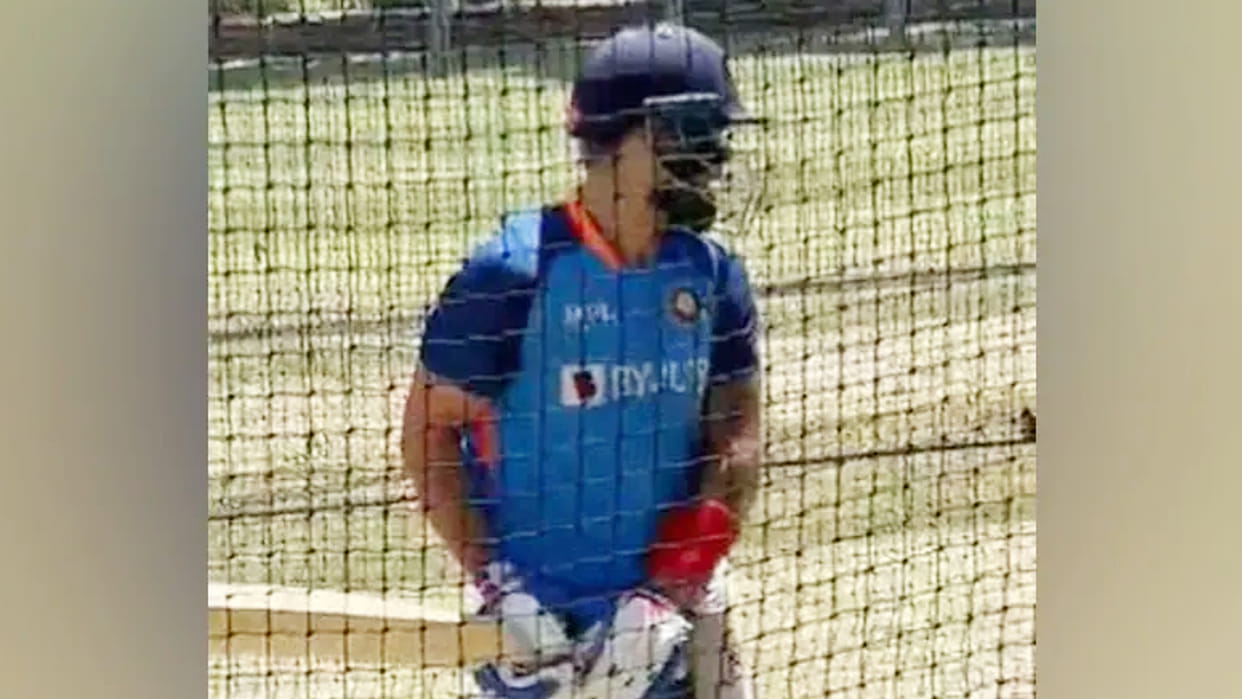 Virat Kohli Bats In Full Rhythm In Nets At Perth; Video of Pull Shot To Drive