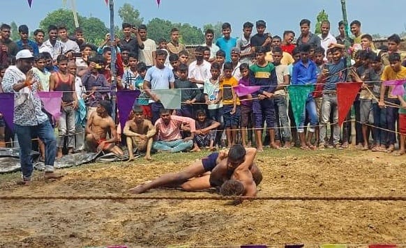 Akash of Ratanpurwa defeated Prabhat of Paniyara