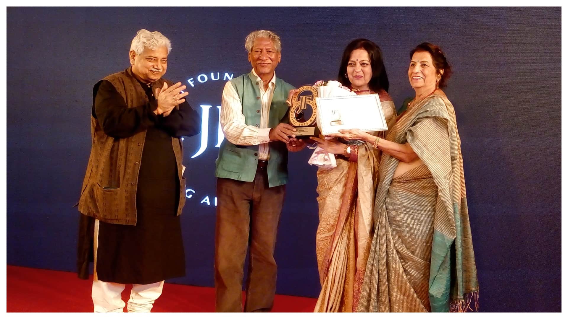 Vilayat Jafri wrote Dilip Kumar film Gunga Jumna Dialogue Fans Remember Theater Personality in Mumbai