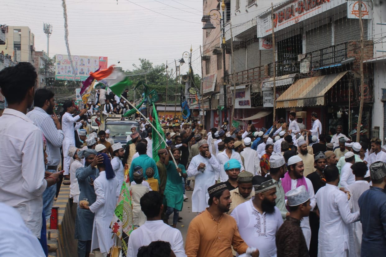 Eid E Milad Un Nabi Procession In Varanasi for Prophet Muhammad at many places see in photos