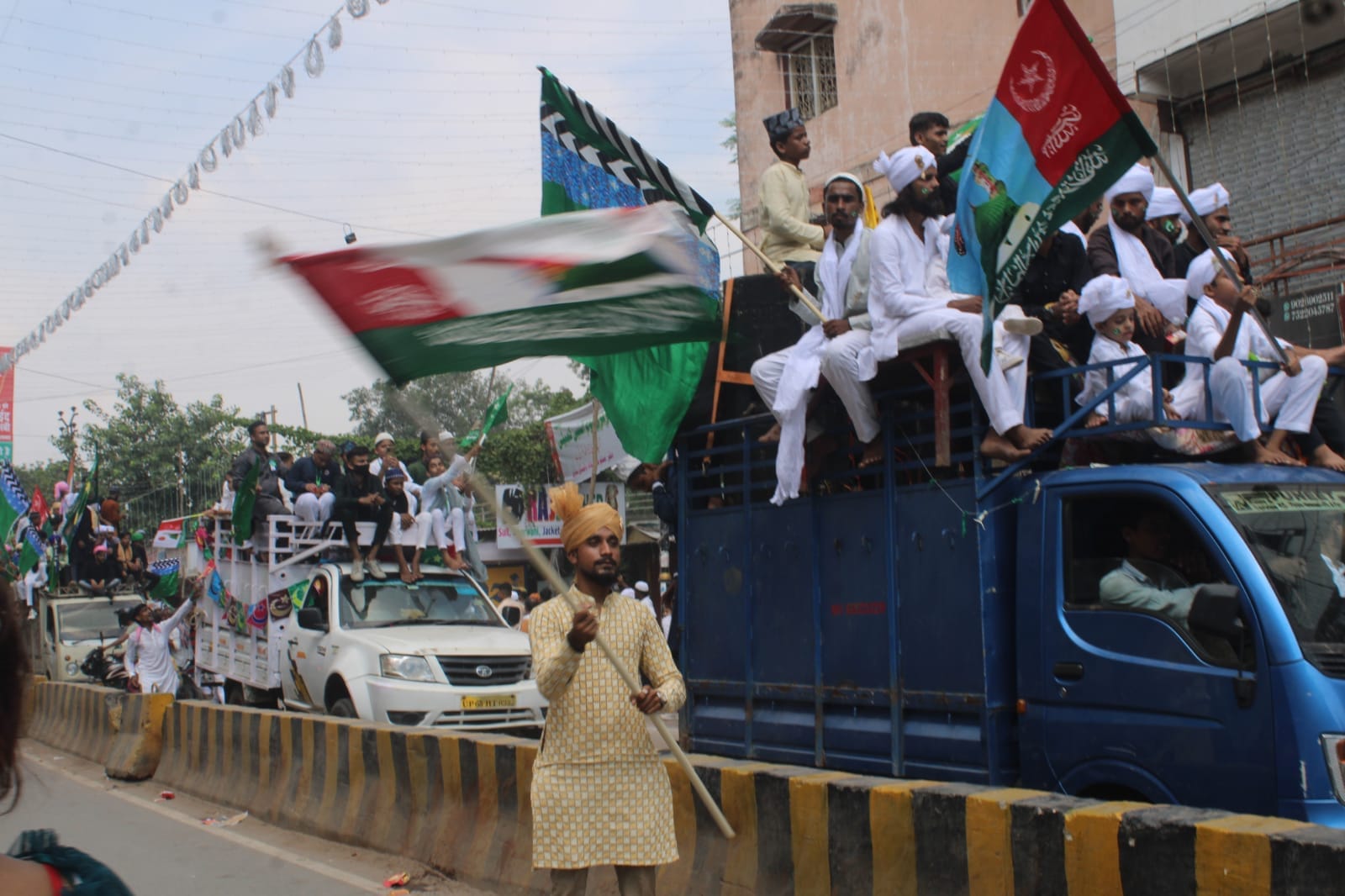 Eid E Milad Un Nabi Procession In Varanasi for Prophet Muhammad at many places see in photos