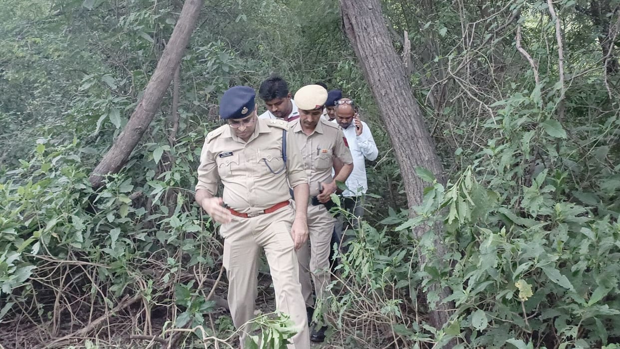 Village set out in search of girl, half-burnt body found after 26 hours