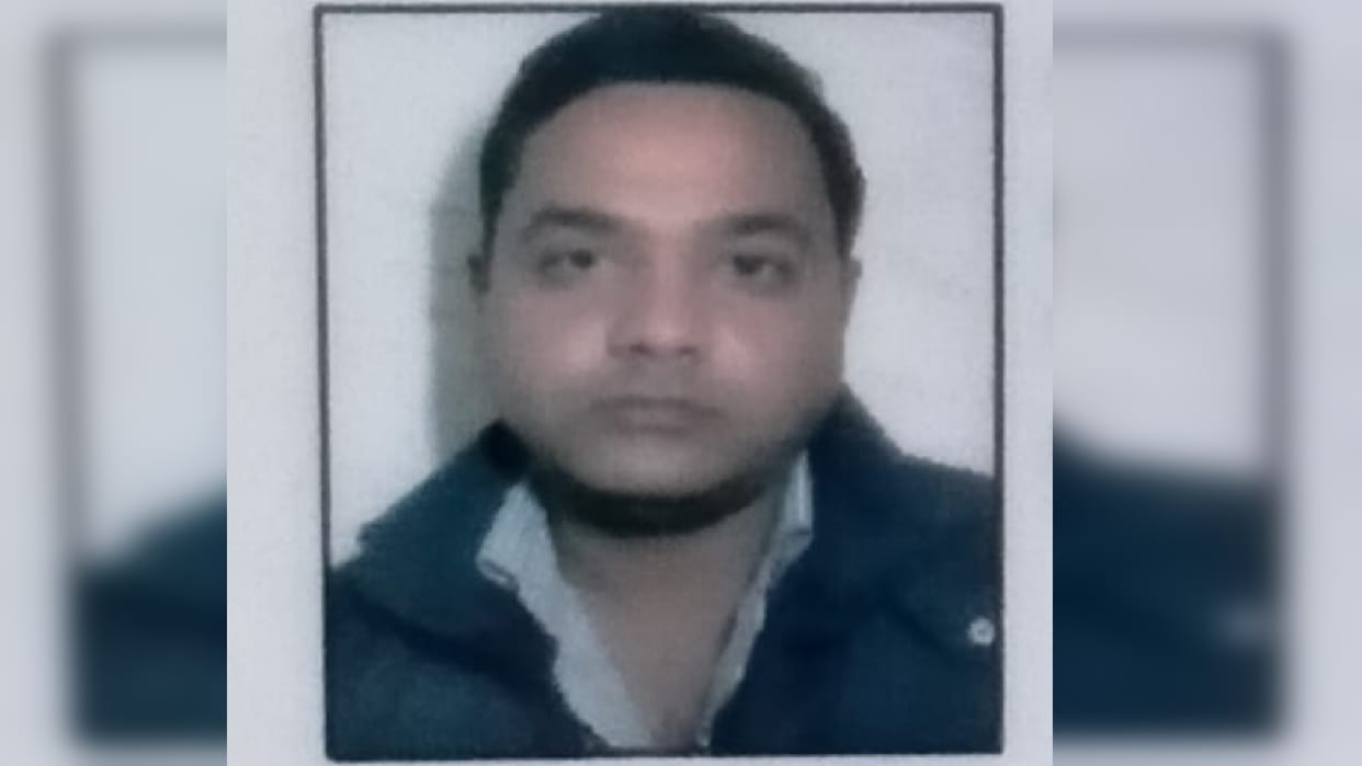 Dead body of Prayagraj youth found hanging in Gorakhpur hotel