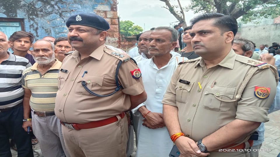 Three murders in Agra  mother and daughter in Khandauli and priest murdered in Achhnera