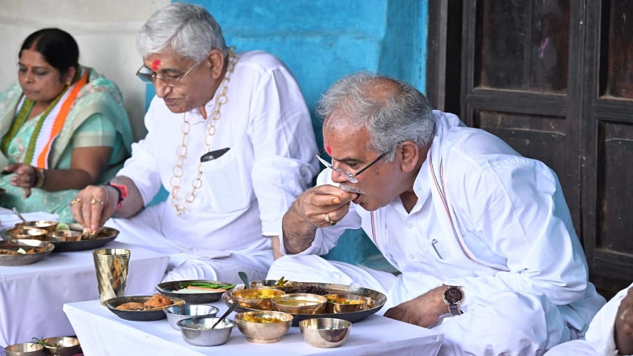 chhattisgarh cm bhupesh baghel bhent mulakat program and chaupal in kawardha