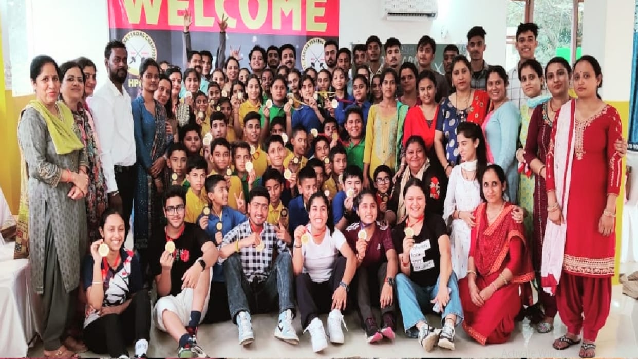 Aarushi, Yash Rana won gold in state level fencing competition