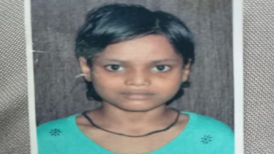 Eight-year-old girl missing while playing outside the house in Agra