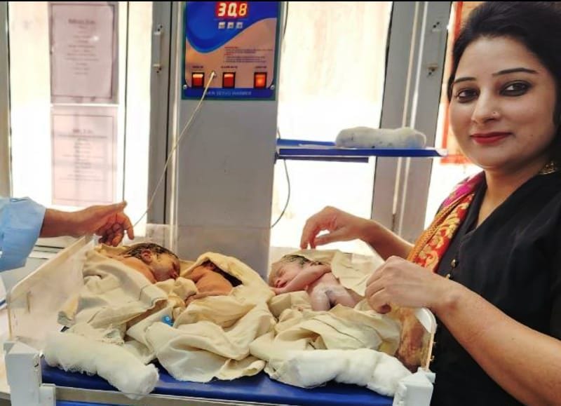 Woman gave birth to three children at once