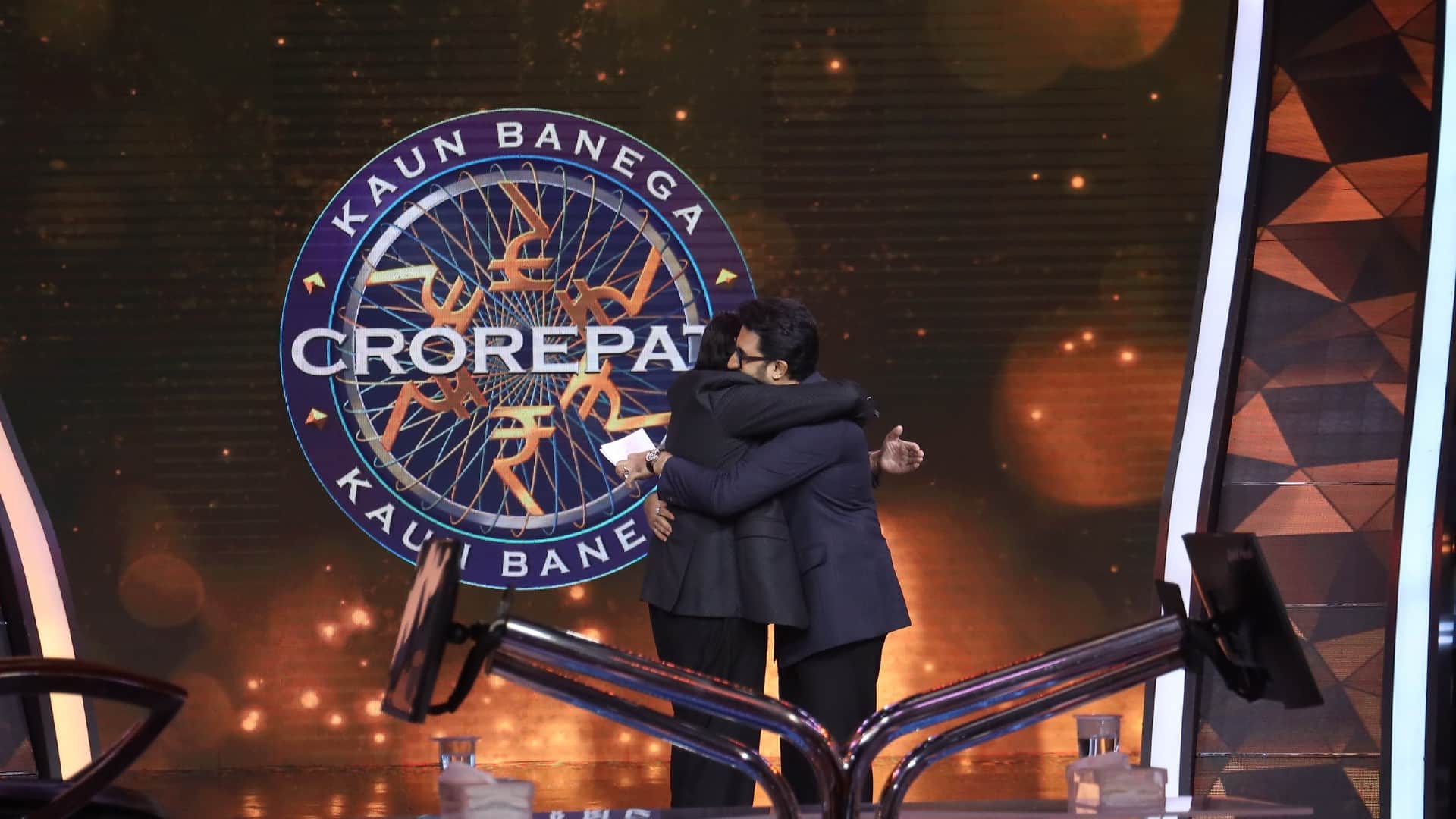 Amitabh Bachchan Birthday Special episode Big B gets emotional on Kbc set said this day i would never forget