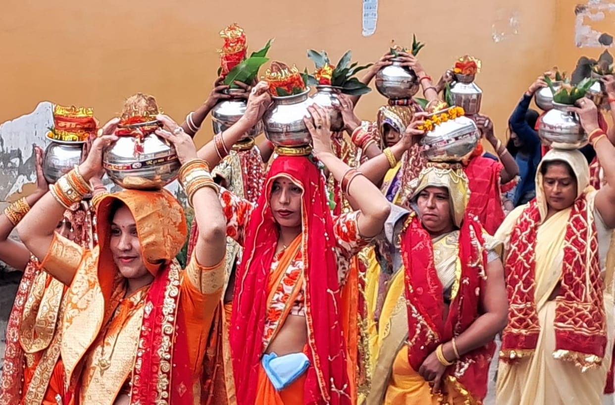 Kalash Yatra taken out in Shadipur