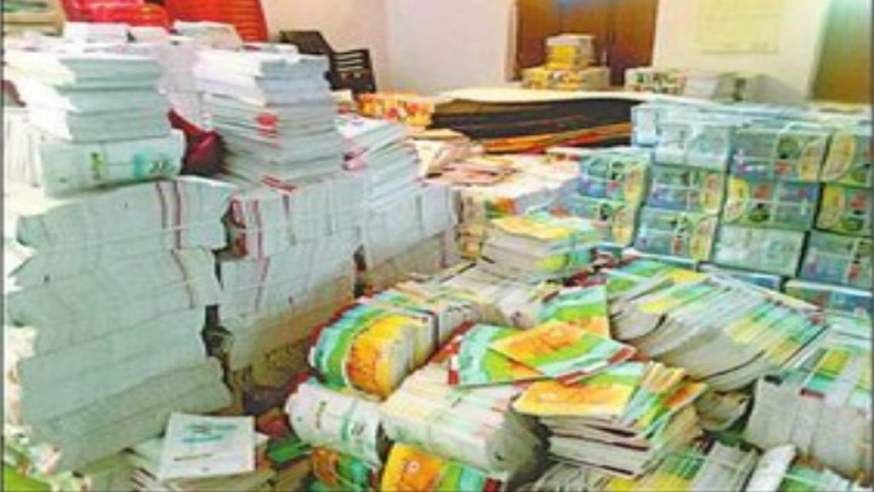 Principal suspended for selling books to scrap