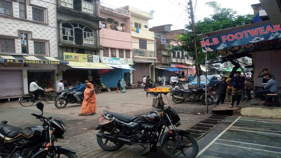 Mainpuri engulfed in mourning due to the death of Mulayam Singh Yadav market closed