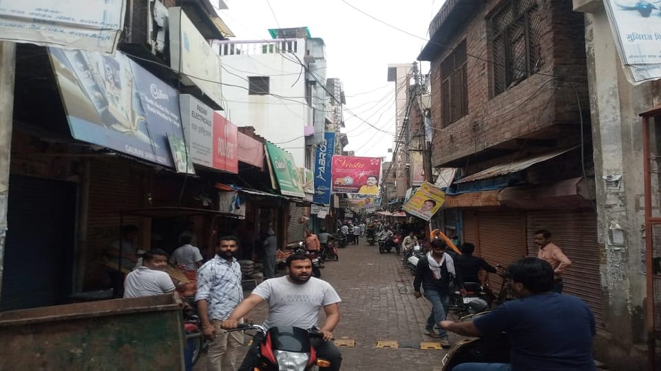 Mainpuri engulfed in mourning due to the death of Mulayam Singh Yadav market closed