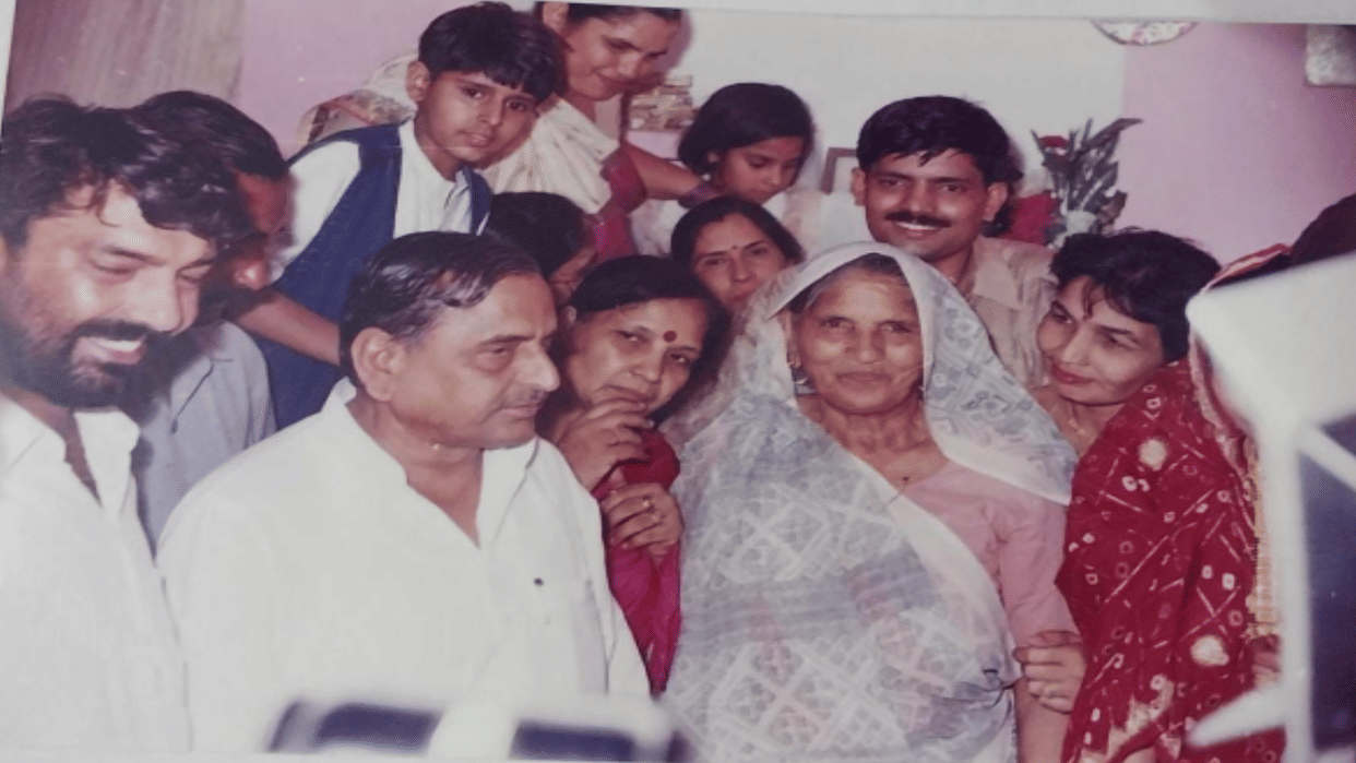 Mulayam Singh: Mulayam Singh Yadav had once advised women to lift the Rolling pinr
