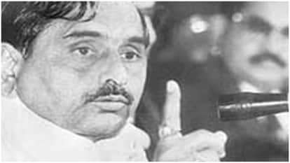 Mulayam Singh Yadav death fight with dacoit to help of milkman know some interesting stories of mulayam