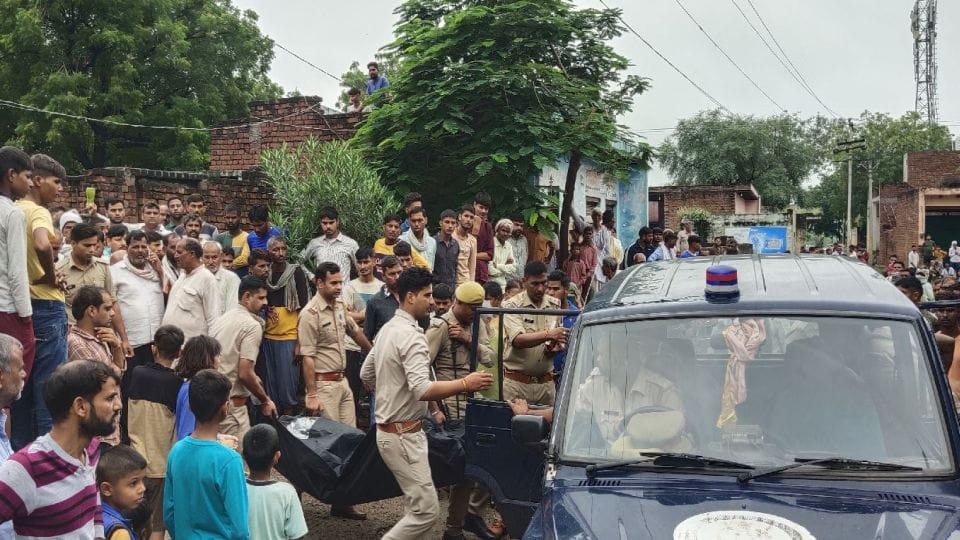 Agra Double Murder doubting after not getting face from daughter