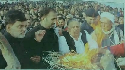 basis of Mulayam Singh Yadav's politics was found in Prayagraj itself