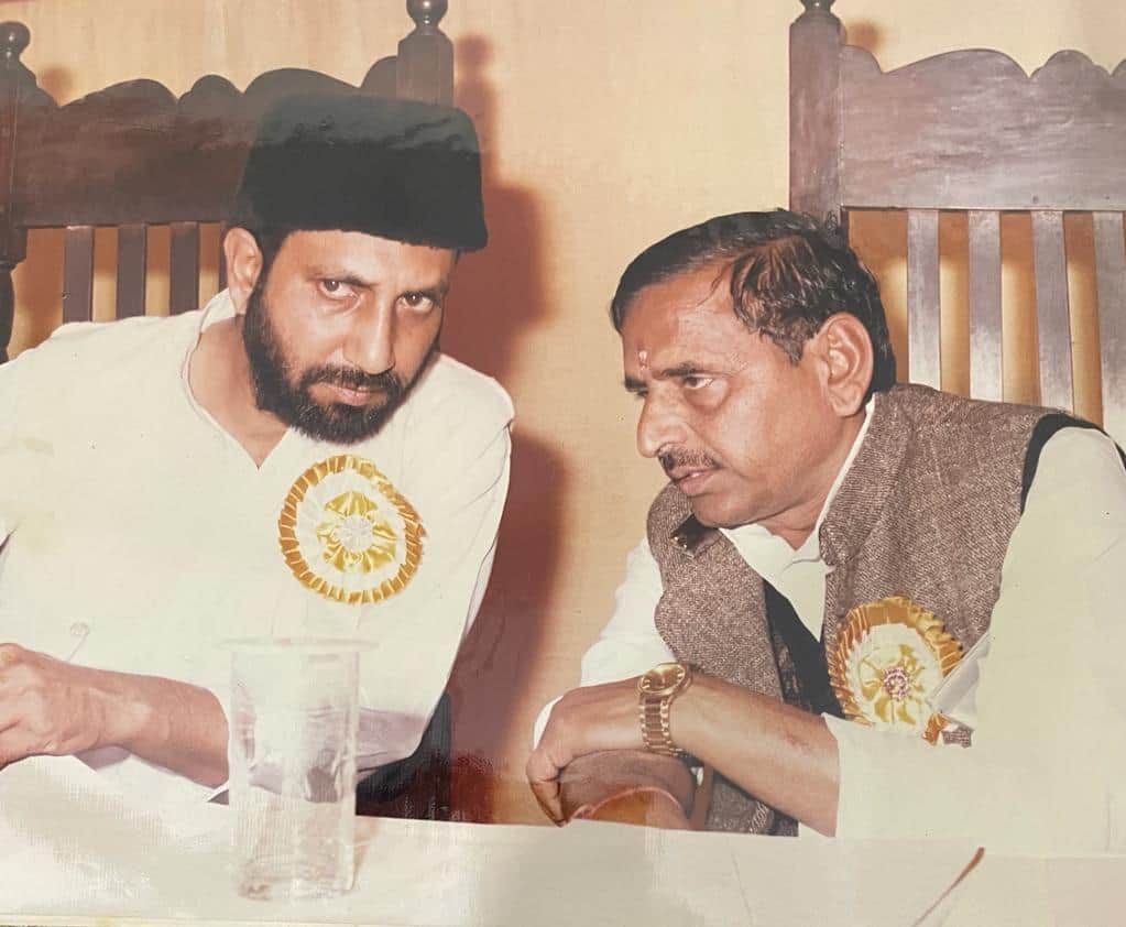 Mulayam Singh Yadav Netaji who left world with heart of Azamgarh is stronghold of Samajwadi party