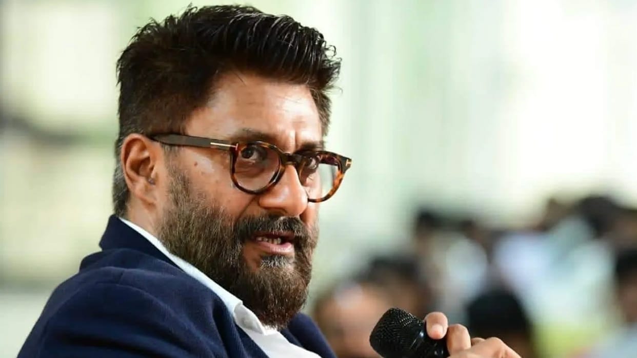 the kashmir files director vivek agnihotri apologises to delhi hc for remark in gautam navlakha case