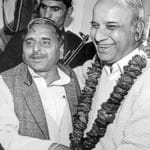 मुलायम सिंह यादव व कांशीराम।