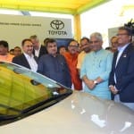 Nitin Gadkari unveils Toyota Corolla Altis FFV-SHEV