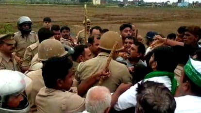 Baghpat: Farmer leaders says the movement will not stop till the demand is met, police did lathi-charge